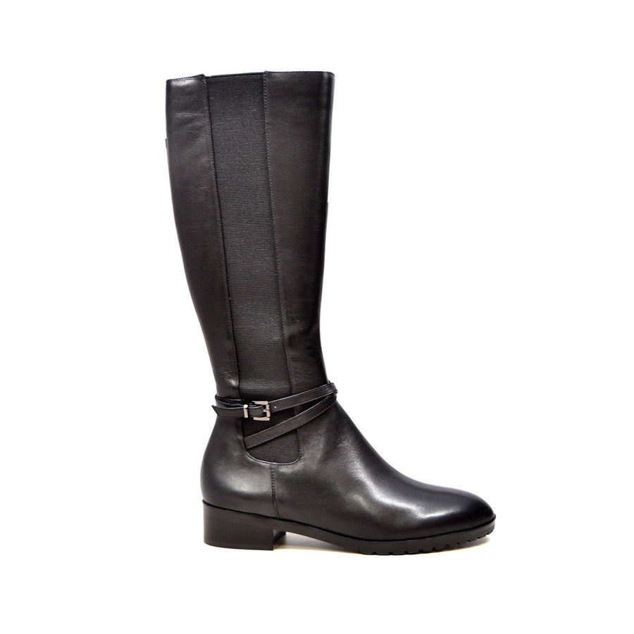 Noosh Low Riding Boots - Stylish and Comfortable Footwear by Solemani